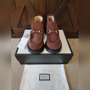 Gucci Mens Horsebit Brown Suede Shearling Lug Sole Loafers Sherpa Lined 9 GG